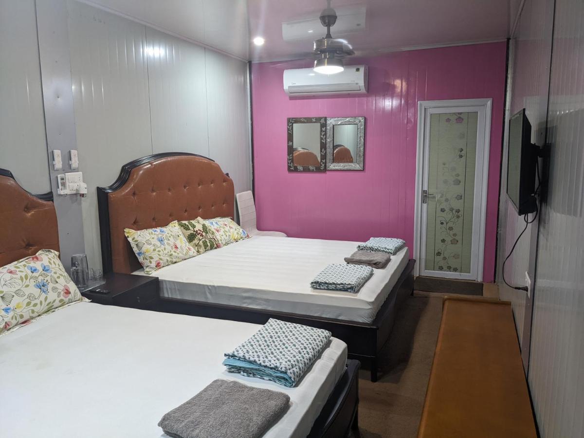 Hotel The Cube Stay Yeni Delhi Dış mekan fotoğraf