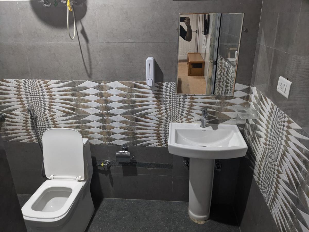 Hotel The Cube Stay Yeni Delhi Dış mekan fotoğraf